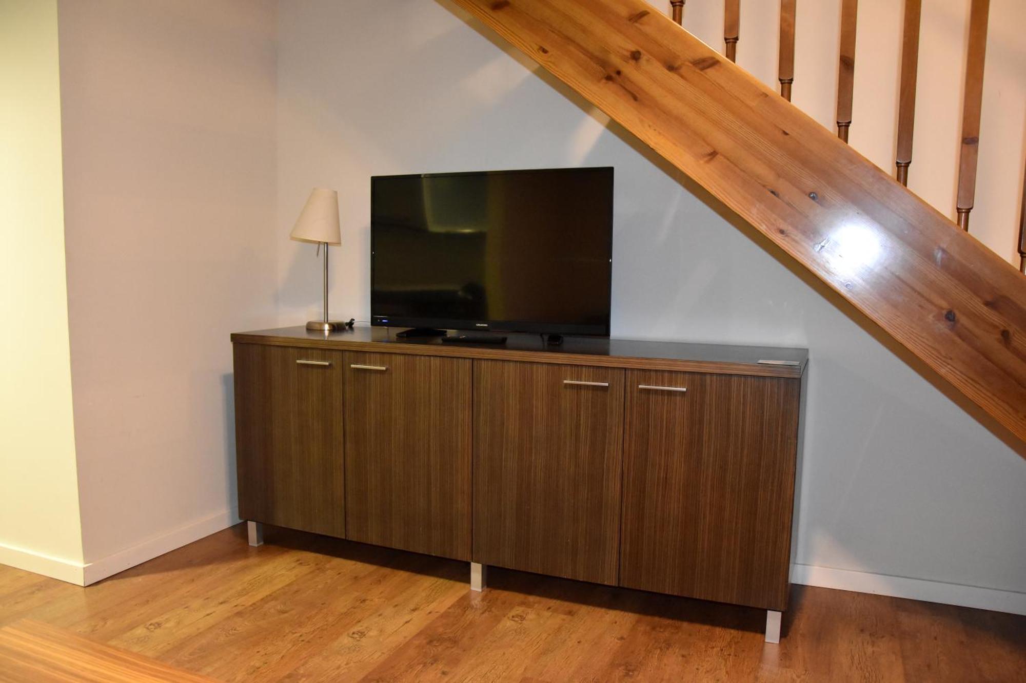 Hotel Y Apartamentos Snoe Исаба Екстериор снимка